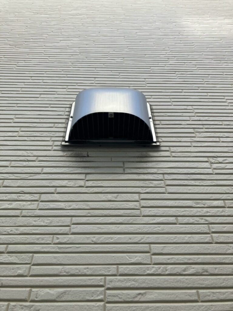 施工前:愛知県名古屋市コウモリ被害 侵入口封鎖
